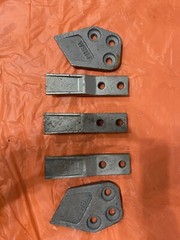 Chinese China One Ton Excavator Bucket Teeth And Grousers 5 Pieces Total