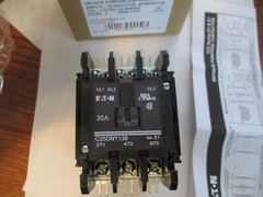 NIB Eaton C25DNY138 Definite Purpose Contactor: 3-Poles, 110/120V 50/60Hz Coil